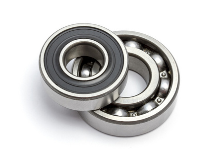 The difference between radial and axial bearings